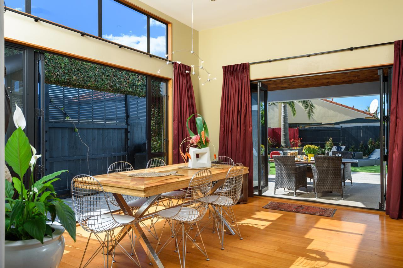 Tuscan Retreat Bed & Breakfast - Adults Only Bed & Breakfast Papamoa Exterior photo
